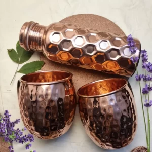 Copper Bottle With Mugs - Hammered 1 Liter